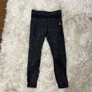 Black and Grey Patterned Lululemon Leggings with mesh